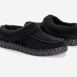 Muk Luks Women’s Flexi Buffalo Shoe/Slipper NWT Black Size 8